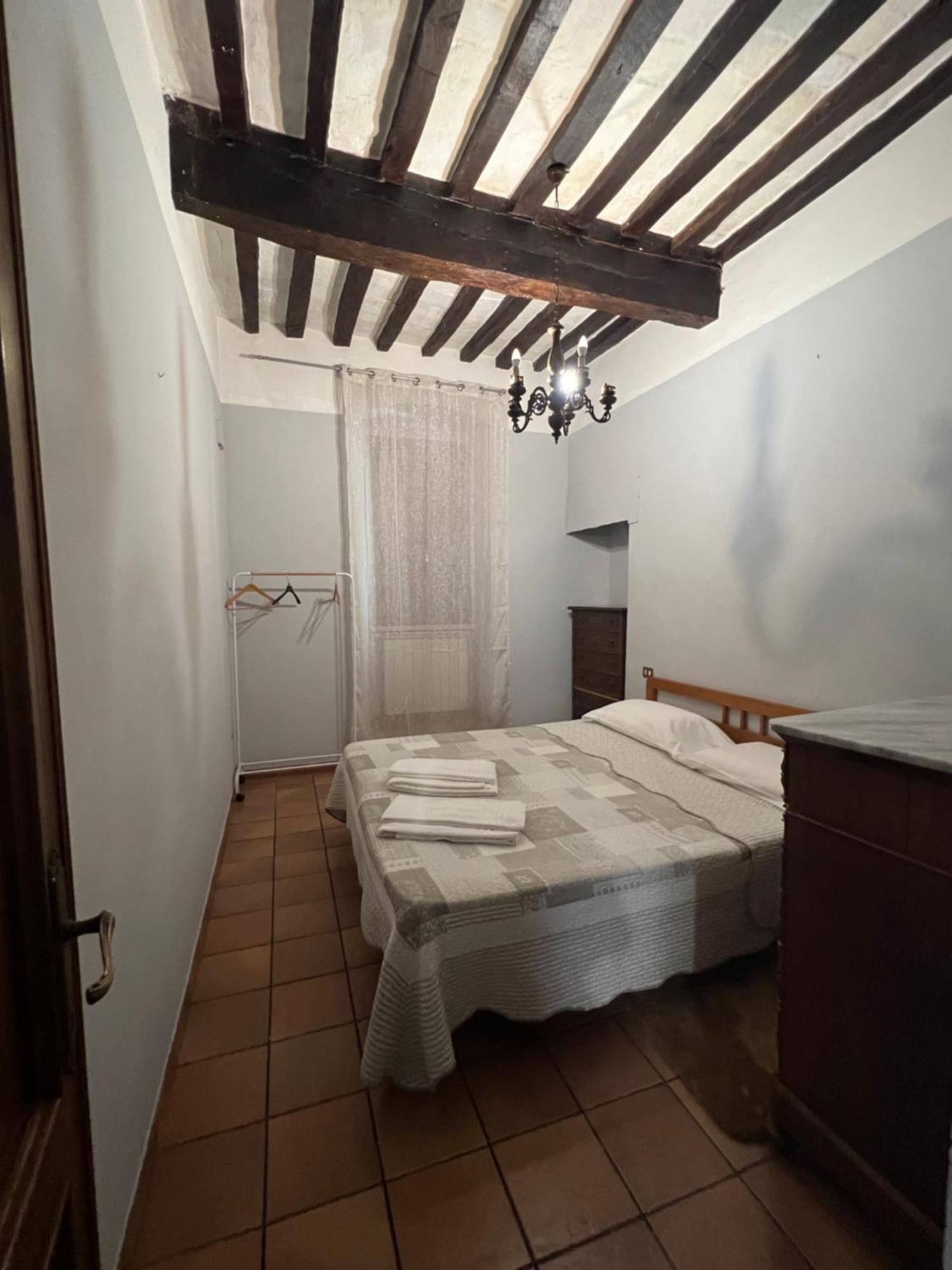 Locanda Del Duca Губбио Экстерьер фото